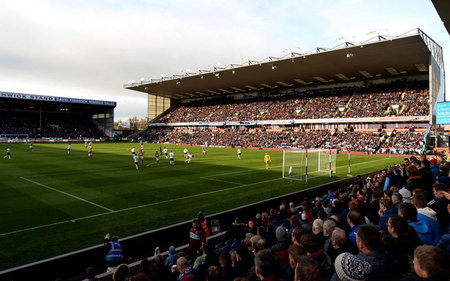 在他此前的 在他此前的